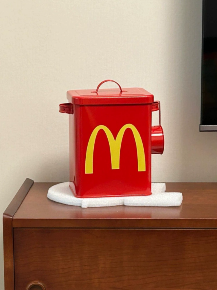 Retro Diner Pet Food Storage Bin