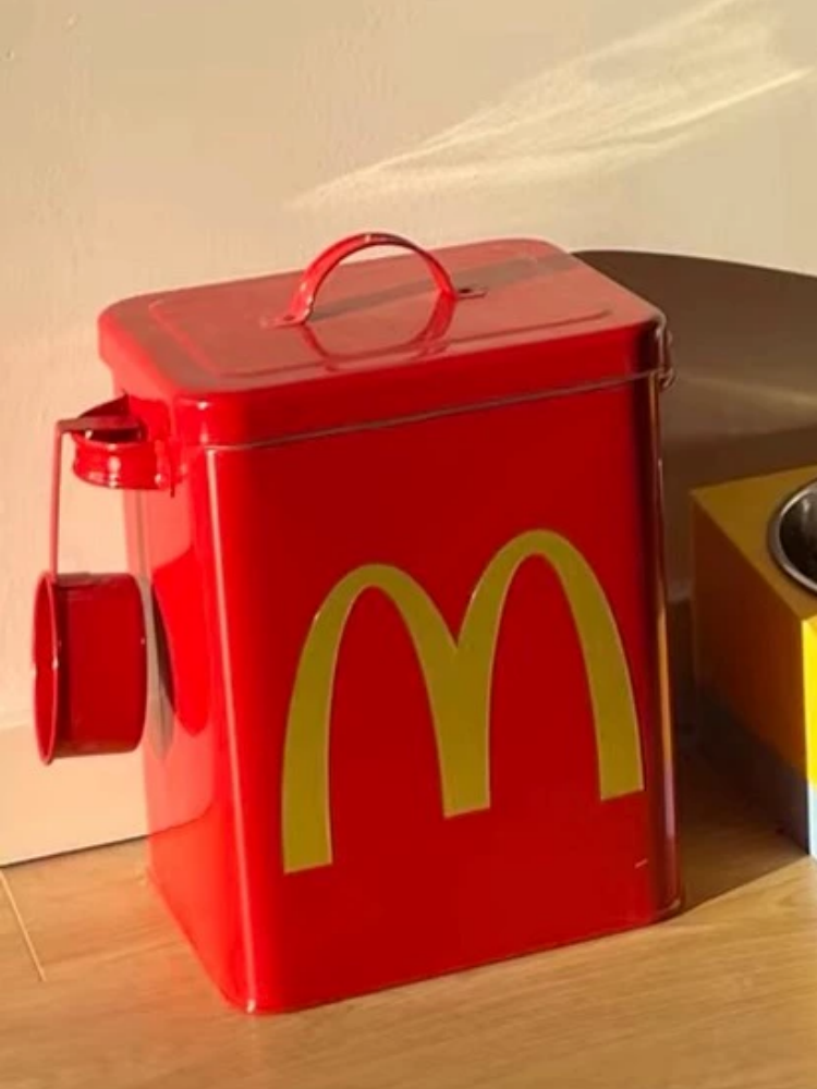 Retro Diner Pet Food Storage Bin