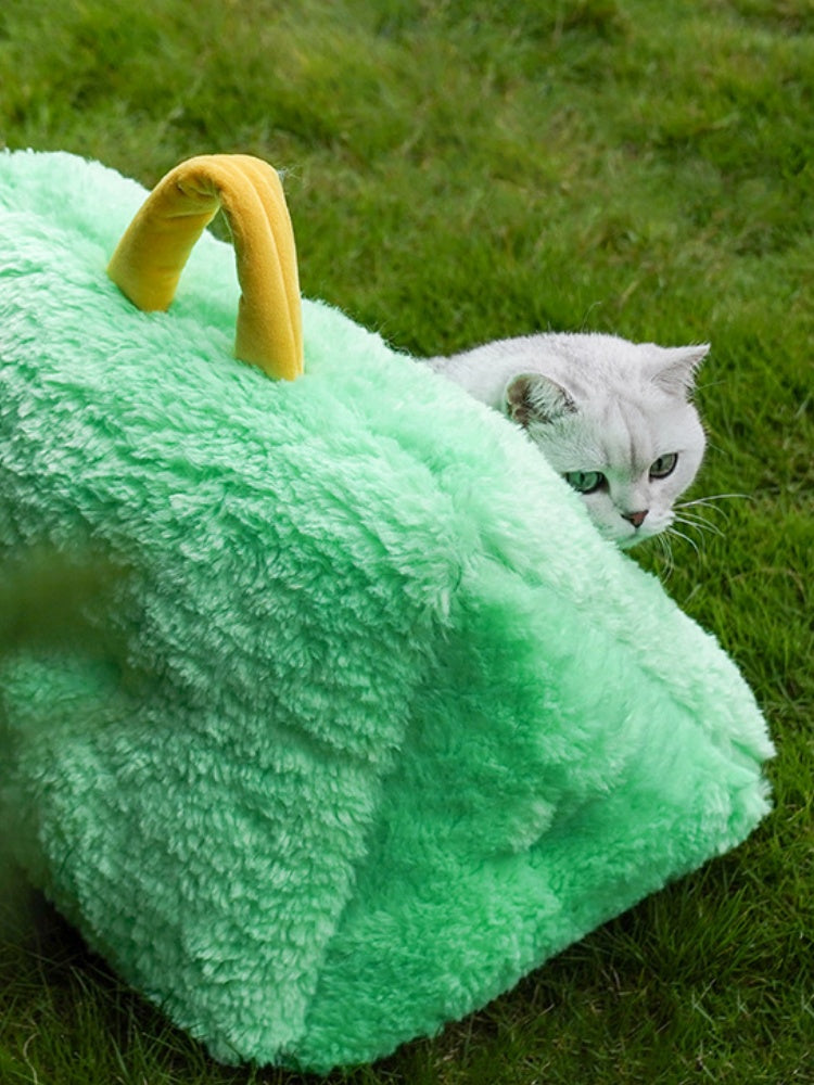 ZEZE Monster Pet Bed