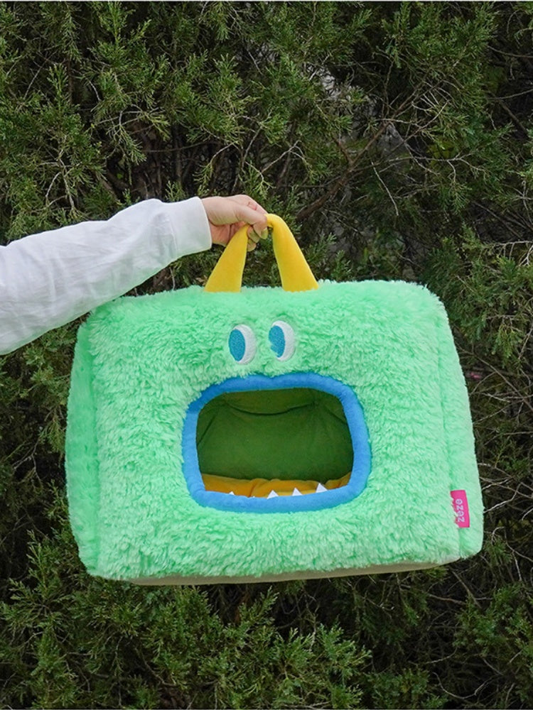 ZEZE Monster Pet Bed