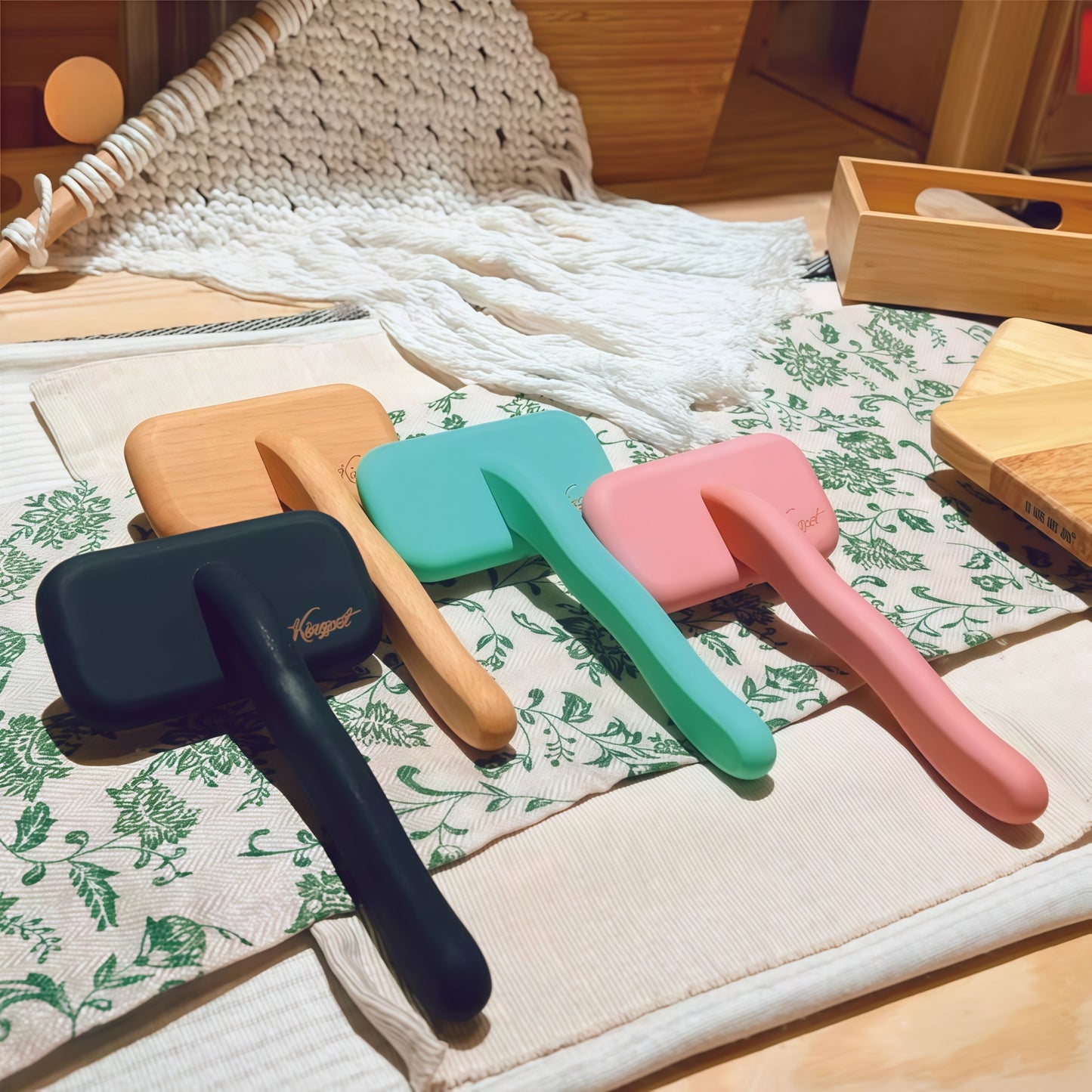 Pro Cushion Pin Brush (Beechwood + 304 Steel Pins)