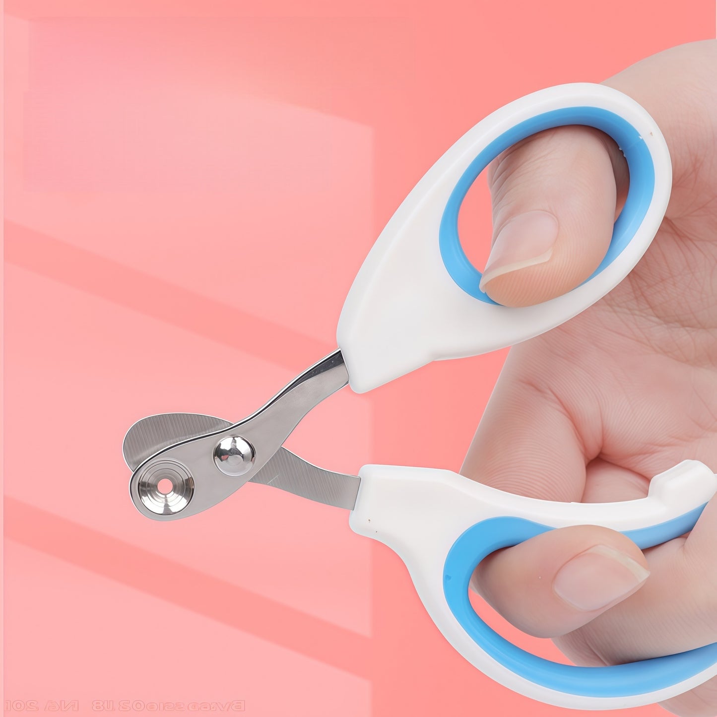 Cat Nail Clippers with Circular Guide Hole
