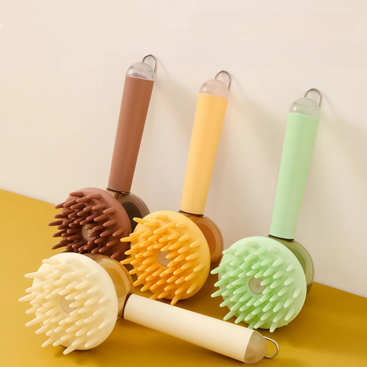 Shampoo-Dispensing Pet Bath & Massage Brush